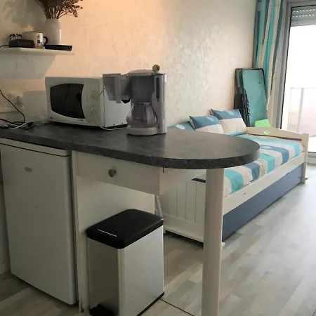 Fort-mahon-plage: Balcon, équipements Complets, Parking Privé - Fr-1-482-12 *